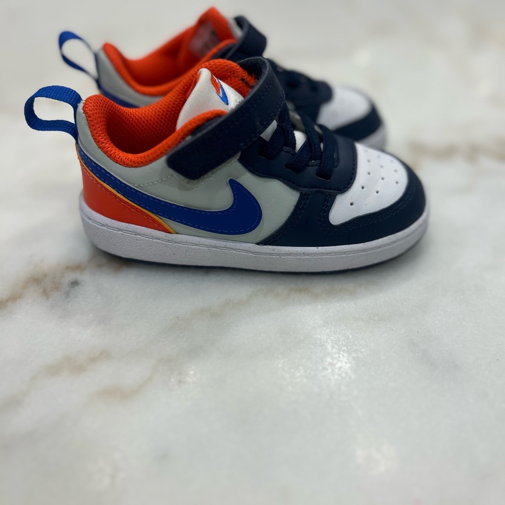 NWOT! Nike Kids Court Borough Low Recraft Sneakers. Size 8C - Picture 10 of 10